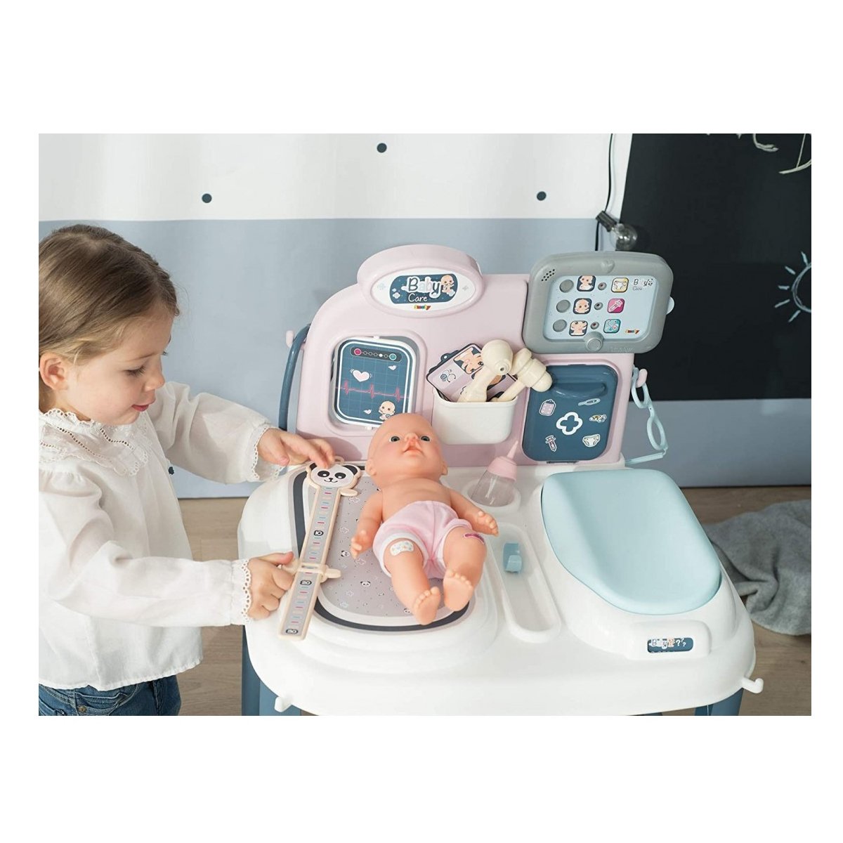 7600240300 Baby Care - Oyuncak Bebek Bakım Merkezi -Bebek dahildir.