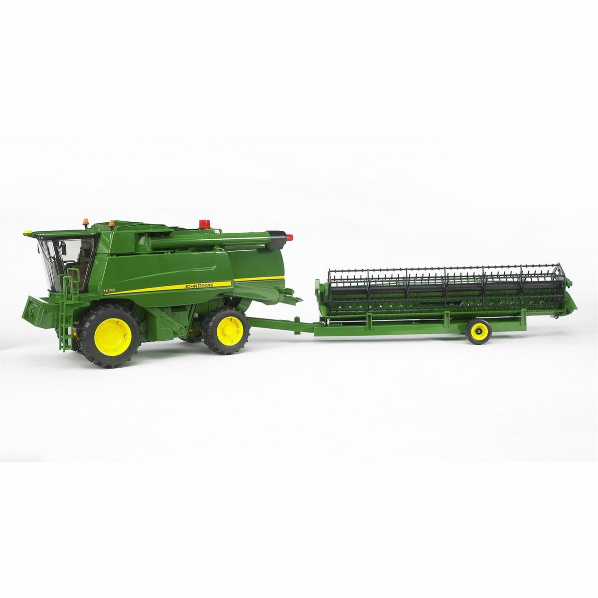 BR02132 John Deere Biçerdöver - Bruder